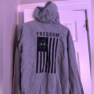 M men’s Under Armor hoodie